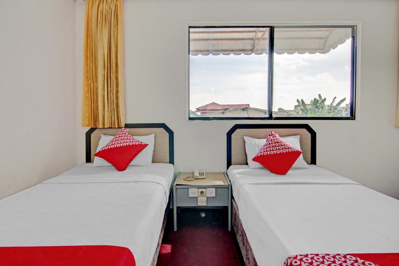 Oyo 90697 Hotel Wisata Dumai Exteriér fotografie